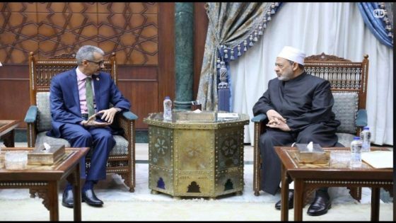 استقبل الدكتور أحمد الطيب شيخ الأزهر الشريف الدكتور محمدوالد أعمر مدير عام المنظمة العربية للتربية والثقافة والعلوم ( الألكسو )