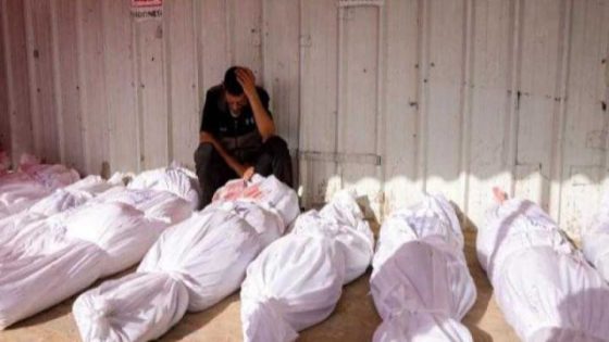 بشاعة الإبادة بغزة.. ووزير إسرائيلي يطالب بضم الضفة الغربية