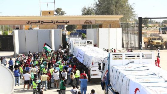مشاهد وشهادات حية من أمام معبر رفح تعكس حجم التضامن المصري مع الشعب الفلسطيني