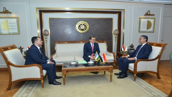 السيد الدكتور شريف فاروق وزير التموين والتجارة الداخلية يستقبل سفير أوزبكستان لبحث تعزيز التعاون في مجال التجارة الداخلية والاستفادة من تجربة تتبع السلع الأساسية.