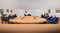 اجتمع السيد الرئيس عبد الفتاح السيسي، اليوم، مع كل من الدكتور مصطفى مدبولي رئيس مجلس الوزراء، والدكتور عمرو طلعت وزير الاتصالات وتكنولوجيا المعلومات، والفريق أحمد الشاذلي مُستشار رئيس الجمهورية للشئون المالية، واللواء خالد أحمد عبد الله رئيس هيئة الشئون المالية للقوات المسلحة، واللواء هاني محمود منصور مدير إدارة الإشارة للقوات المسلحة، والمهندس محمد شمروخ الرئيس التنفيذي للجهاز القومي لتنظيم الاتصالات